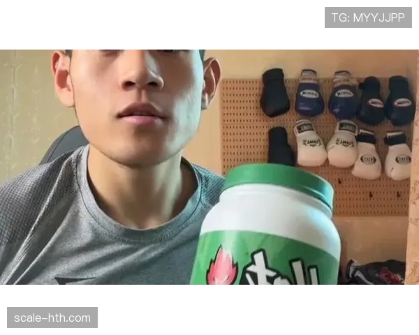 马龙训练完顺手把蛋白粉当糖吃了?这自律狂魔连零食都卷成补剂了 马龙训练完顺手把蛋白粉当糖吃了?这自律狂魔连零食都卷成补剂了
